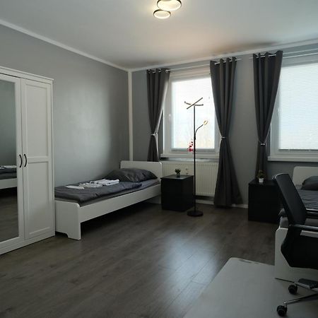Apartment Entspannung & Netflix ไลป์ซิก ภายนอก รูปภาพ