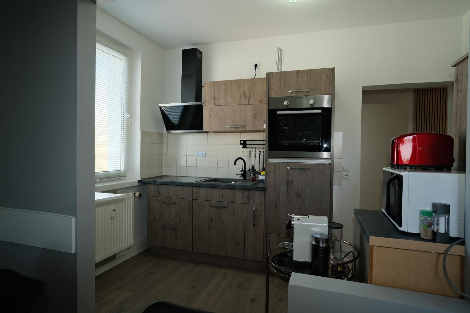 Apartment Entspannung & Netflix ไลป์ซิก ภายนอก รูปภาพ